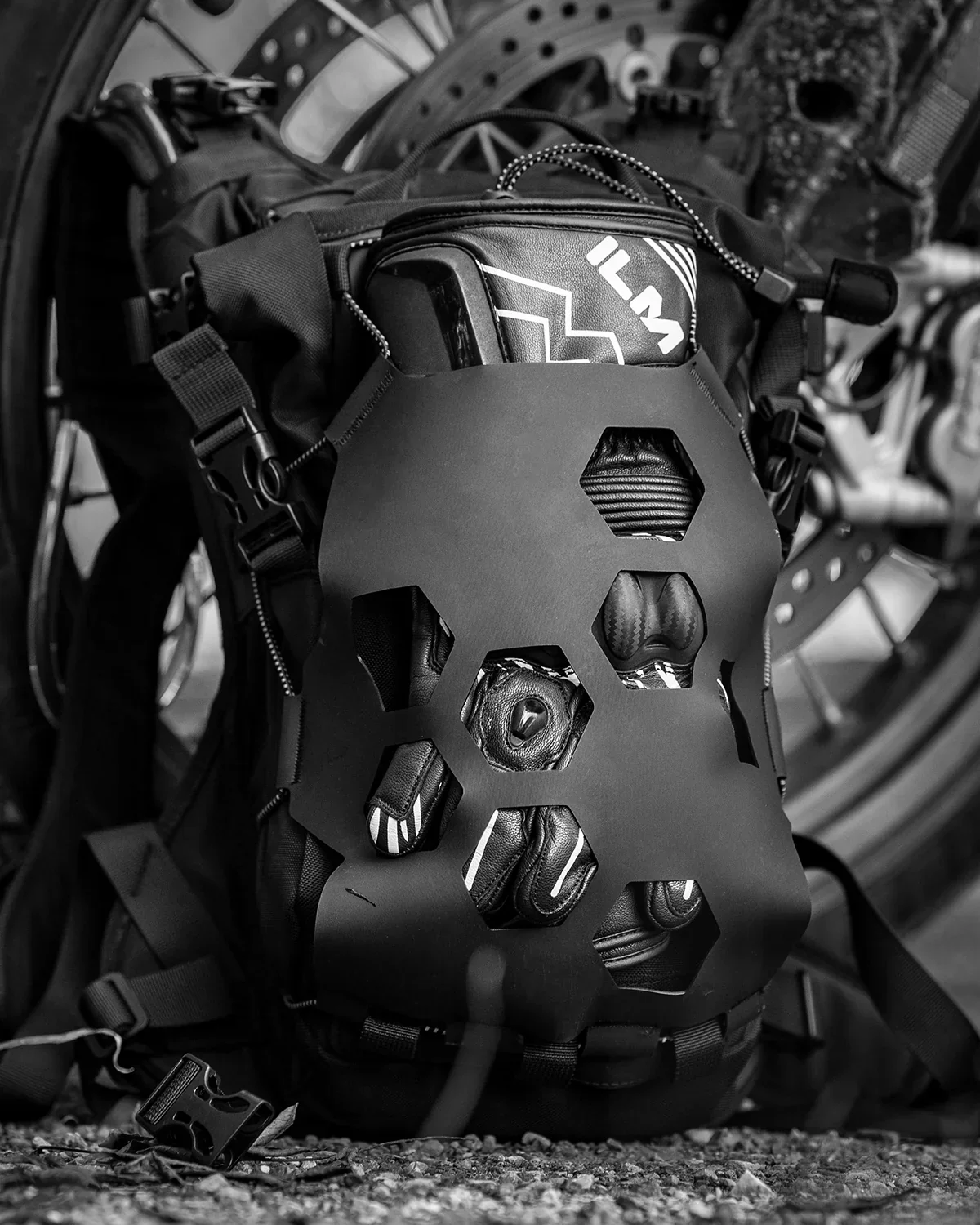 ILM Motorcycle Adventure Backpack 9L Waterproof Bag for Men Women Dual Sport Hiking Model BP02 - Image 8